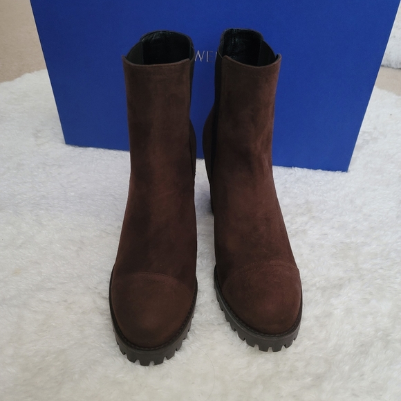 Stuart Weitzman Wenda Suede Booties 7 - Picture 2 of 5